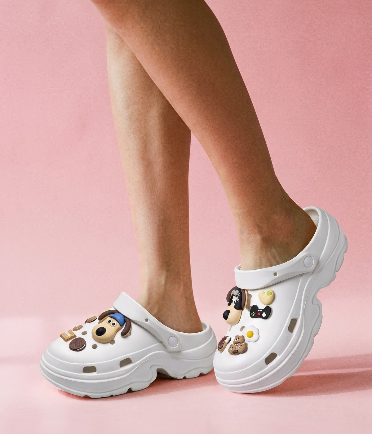 Clog Plataforma Hot Dog Branco (+Gominhas de Brinde), em uso